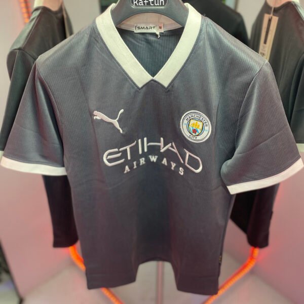 V Coller Man City T-shirt